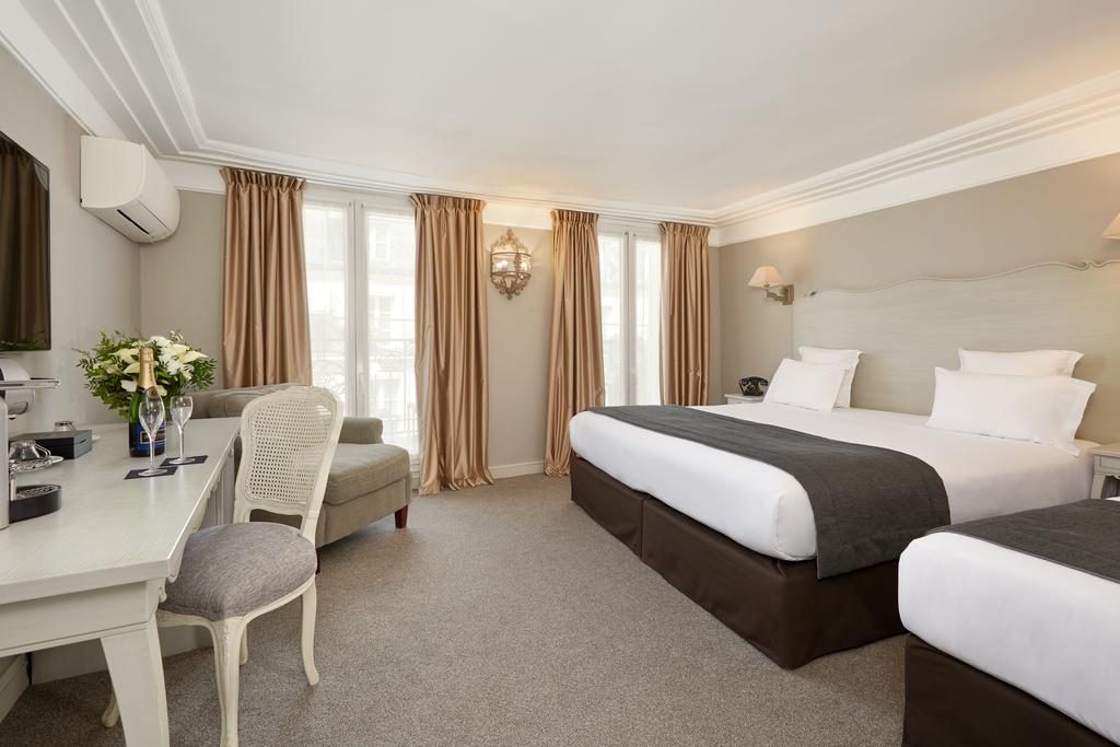 family hotels in Paris 4