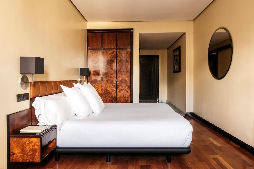 Pet-friendly hotel in madrid