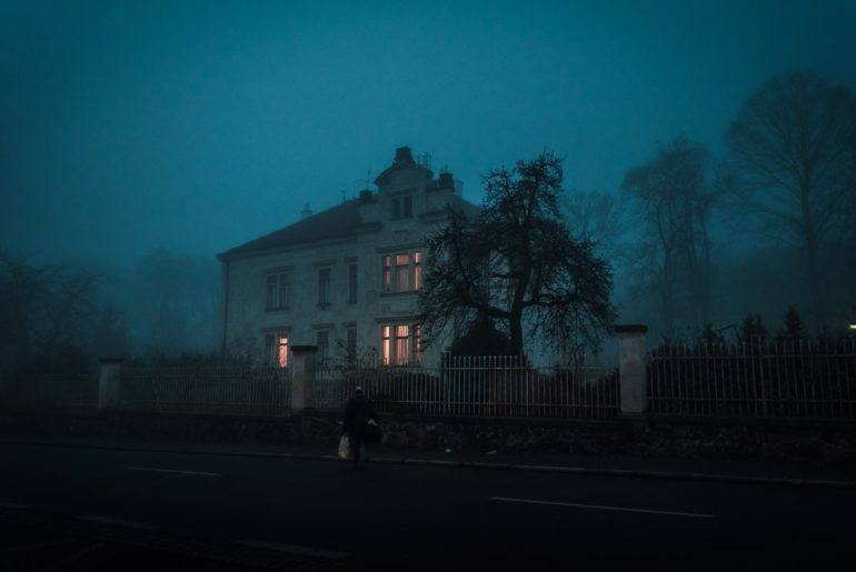 Haunted Hotels to Spend this Halloween HAUNTED HOTELS FOR THIS HALLOWEEN
